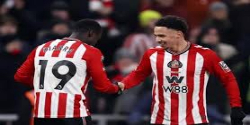 比赛进程回顾：曼城上半场领先，PSG下半场绝地反击 -爱体育