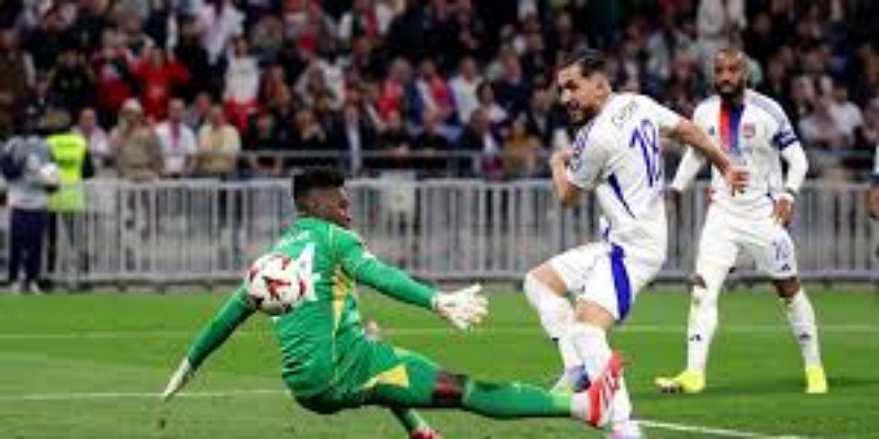 爱体育视角：赛前口水战引爆关注-爱体育