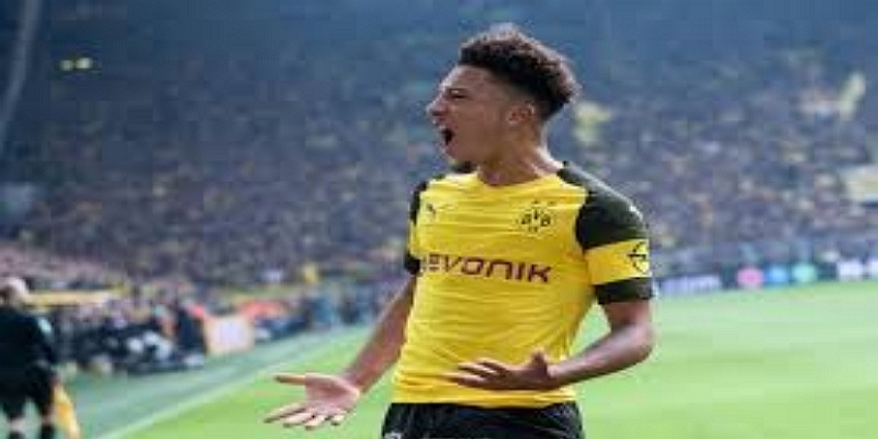 从德甲到三狮军团：桑乔的职业蜕变与爱体育观察 -爱体育