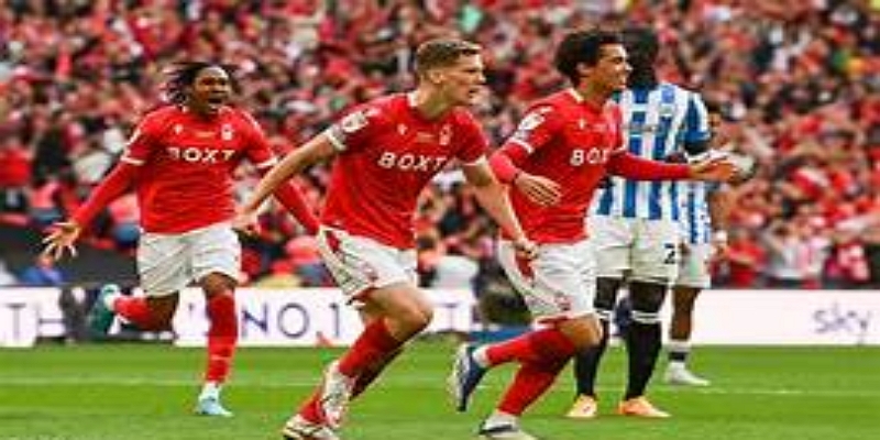 爱体育战术分析：红墙防线如何守住胜利-爱体育